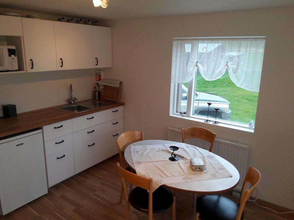 Sandhaugar Guesthouse Kiðagil Kültér fotó